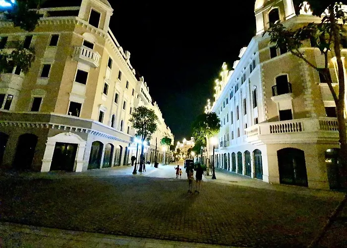 Hotel Lucasta 3*