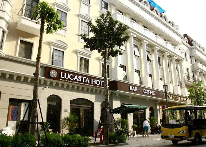 Lucasta Hotel