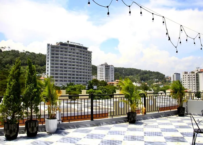 Hotel Lucasta 3*