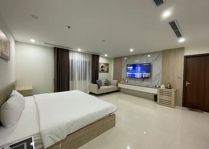 Hotel Lucasta Hạ Long
